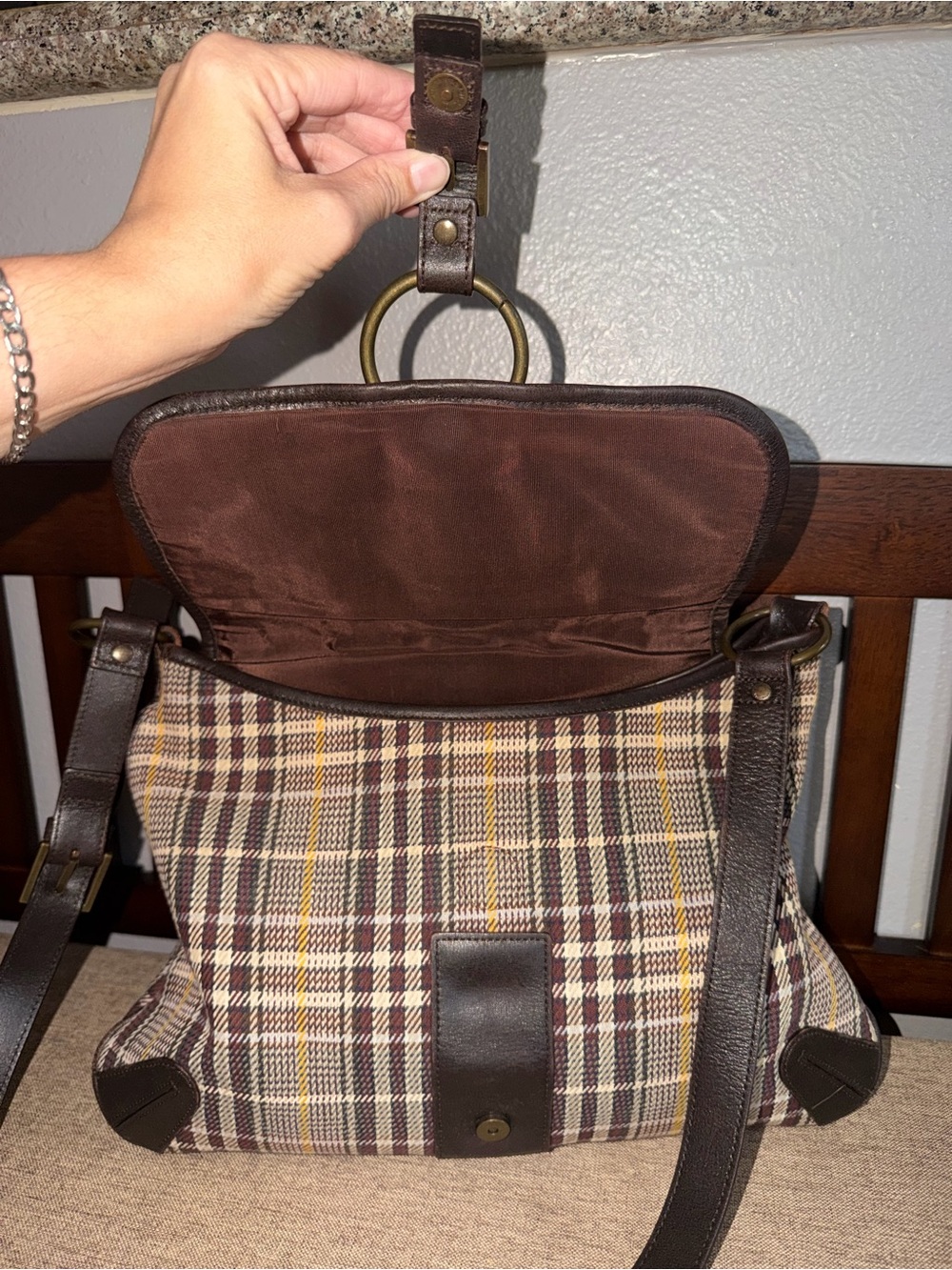 RARE Burberry Vintage Wool Crossbody Bag - Picture 6 of 15
